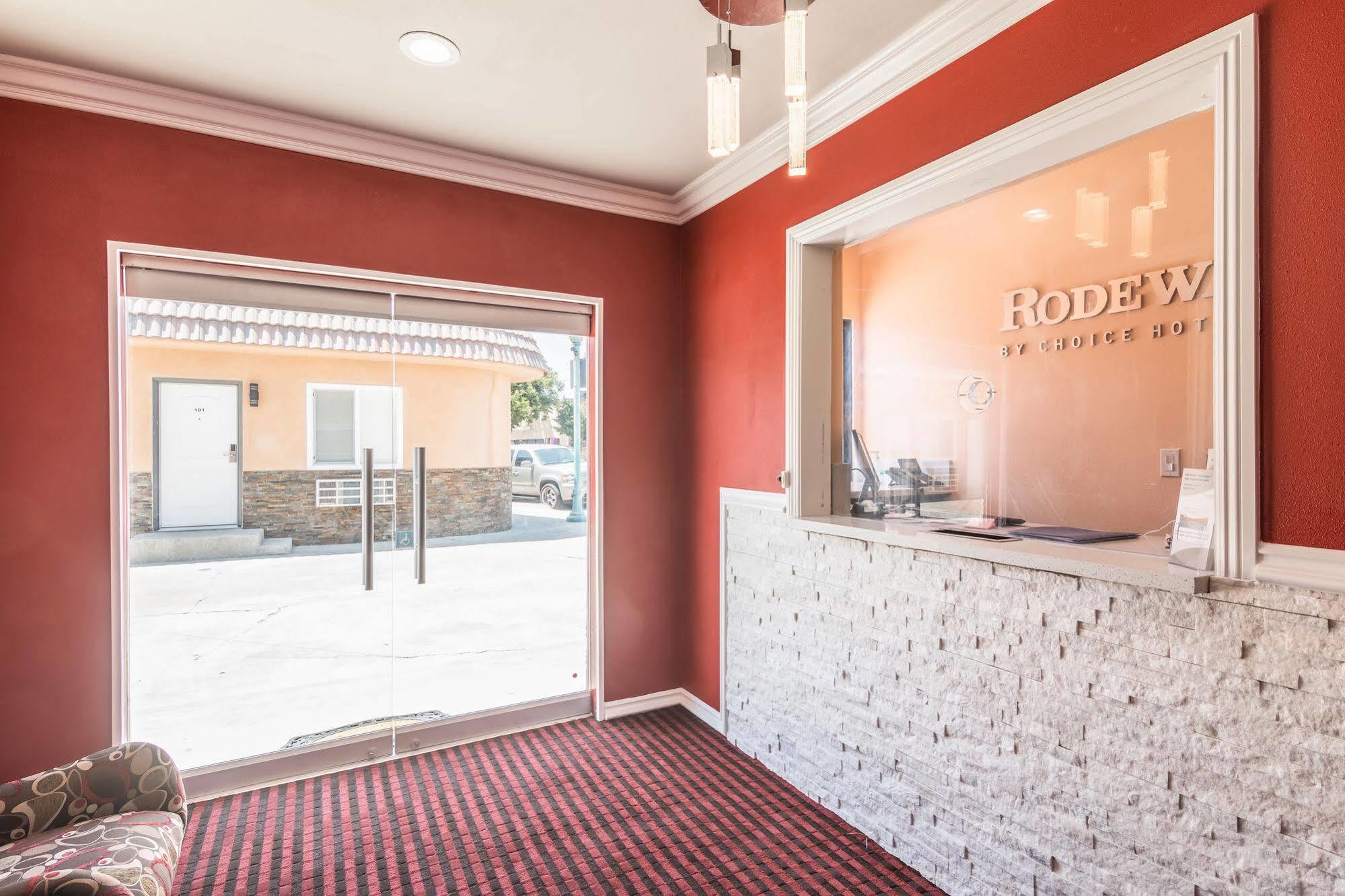 לינווד El Dorado Inn מראה חיצוני תמונה